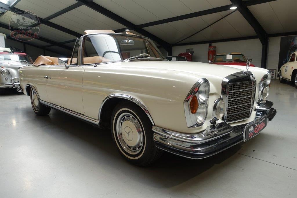 Mercedes-Benz 220 1963