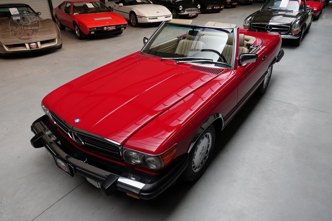 19 Mercedes 560sl Cabrio Mercedes Benz Sl Car For Sale Classic Car Passion