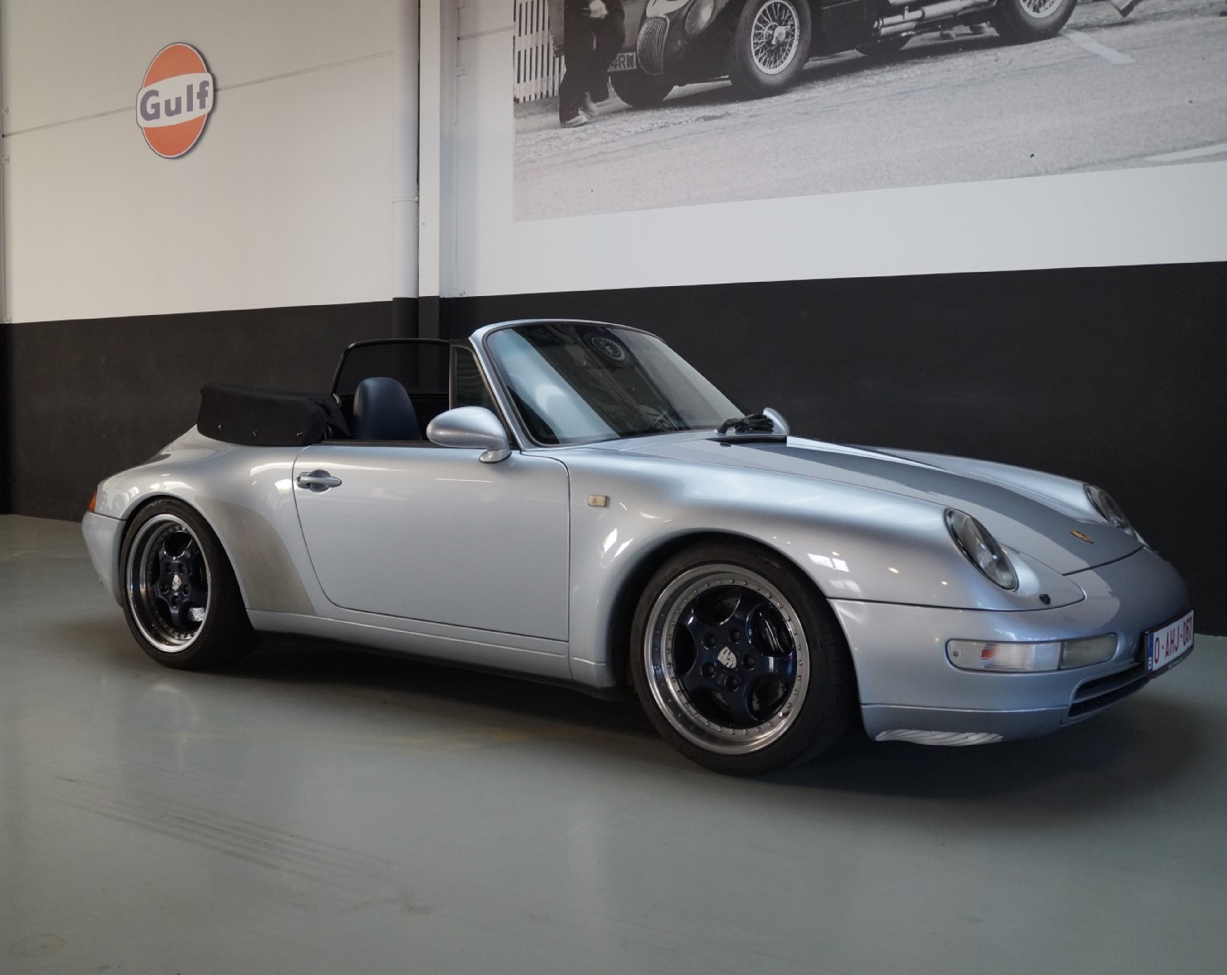 PORSCHE 911 993 Carrera 2 Convertible Top Driver (1994)