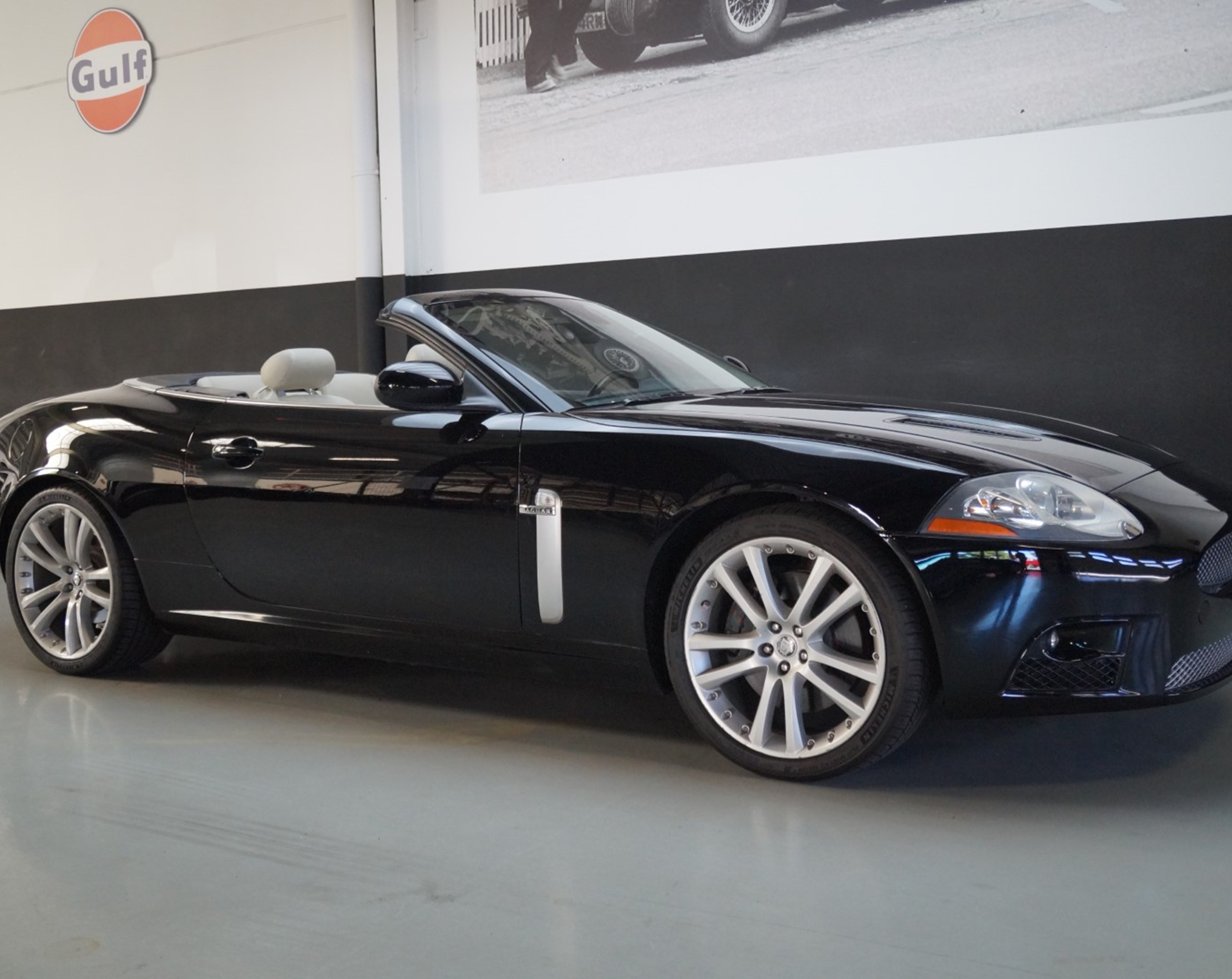 JAGUAR XKR 4.2 V8 Convertible Supercharged GT (2009)