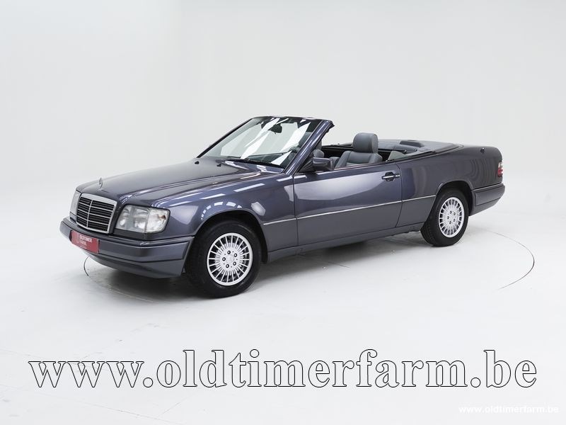 Mercedes-Benz 220 1995